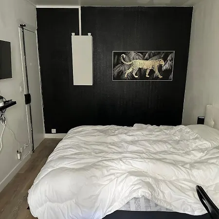 Lux Apart
